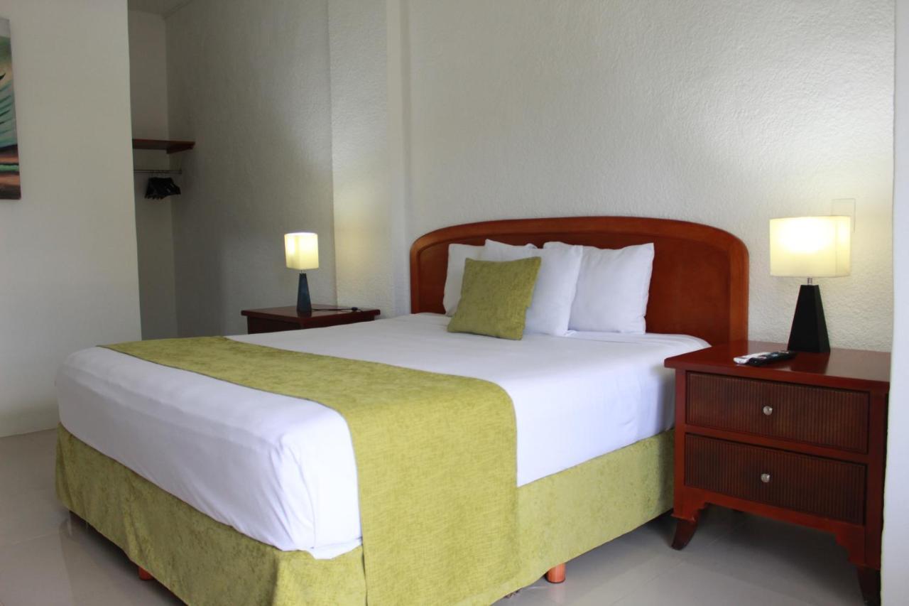 Hotel Green 16 Канкун Экстерьер фото