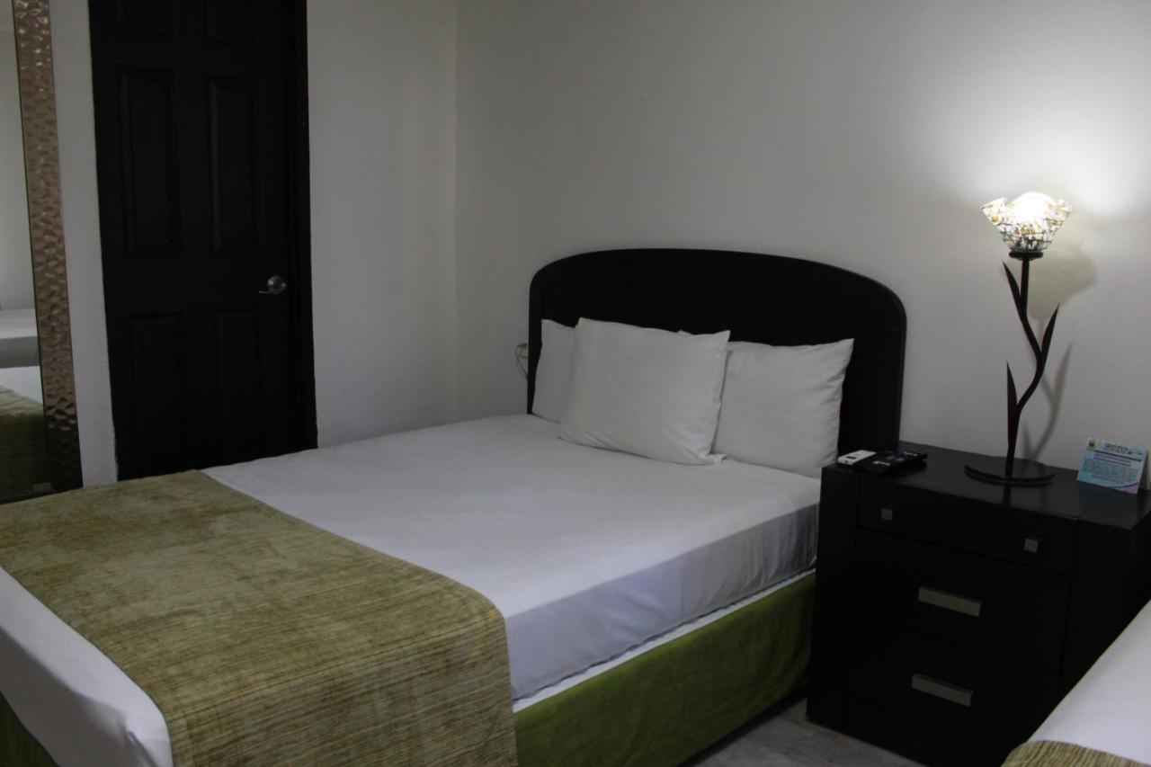 Hotel Green 16 Канкун Экстерьер фото