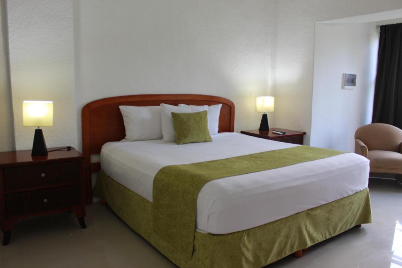 Hotel Green 16 Канкун Экстерьер фото