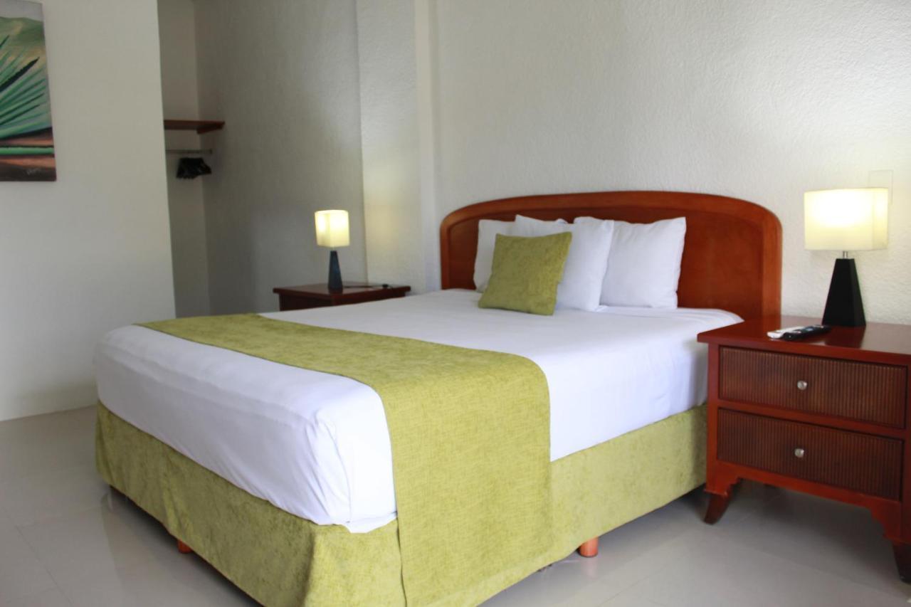 Hotel Green 16 Канкун Экстерьер фото