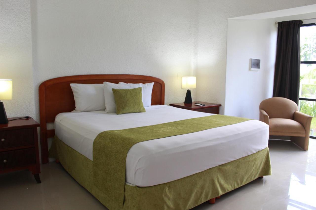 Hotel Green 16 Канкун Экстерьер фото